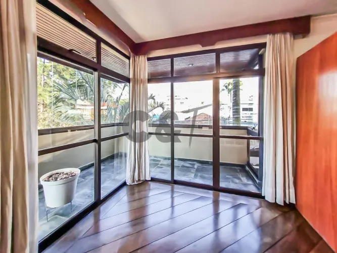 Apartamento - 4 Dormitórios (3 Suítes) para Alugar na Chácara Santo Antônio - São Paulo/SP