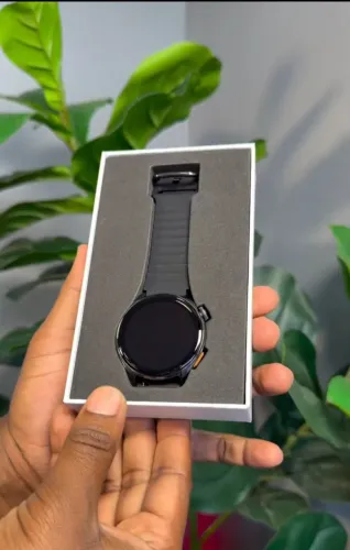 Smartwatch com GPS e Muitos Recursos! Novo e lacrado mais de 120 modos esportivos