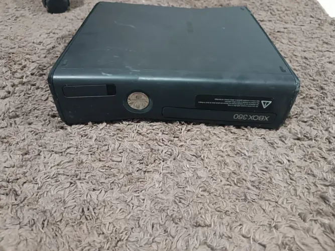 Console para retirada de peças 