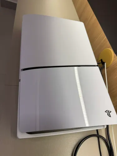 Vendo PlayStation 5 Slim 1 TB impecável