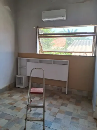Alugo imóvel de 343 metros quadrados, possui 3 quartos em Vila Irany - Goiânia - GO