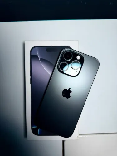 iphone 16 pro