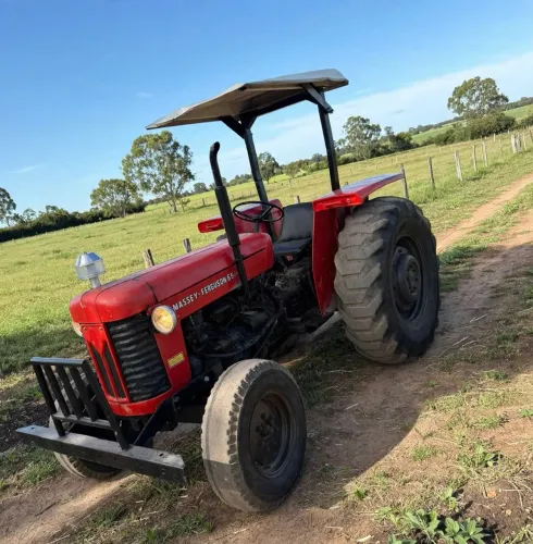Vendo trator