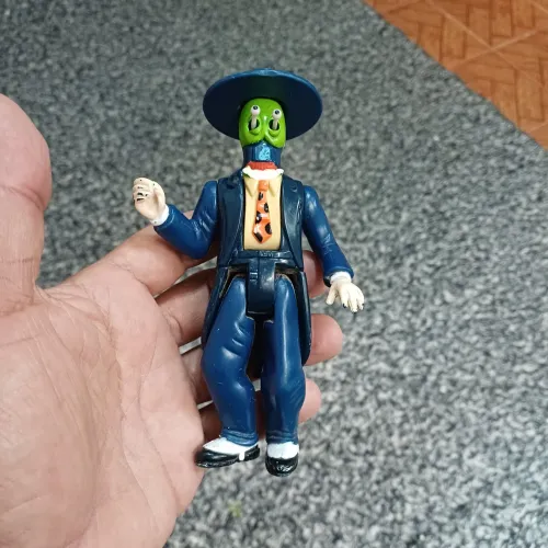 Boneco do máscara 