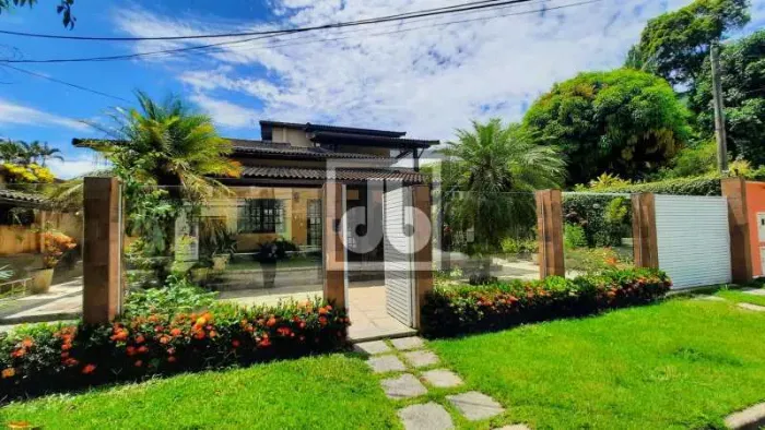 Maravilhosa Casa Condomínio Passaredo