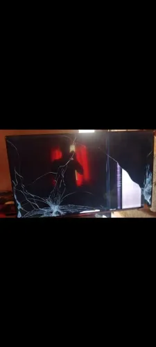 Vendo televisão 50 e 32 esmalte polegada da phico para tirar peças ta no va as duas
