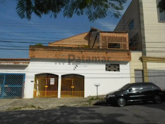 Casa à Venda com 240m² na Região da Vila Indiana