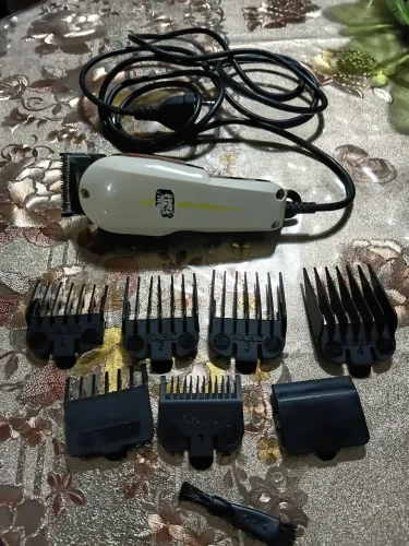 Maquina de cortar cabelo profissional
