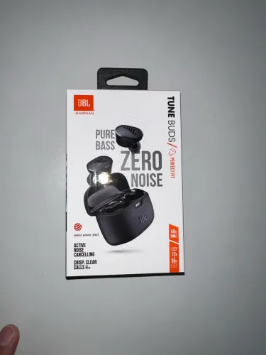 JBL Tune Buds
