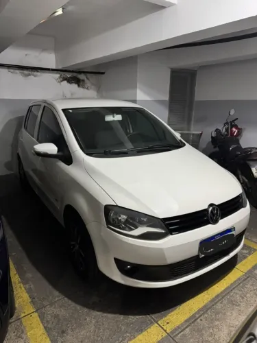 Volkswagen Fox 1.0 MI Total Flex 8V 5P 2011