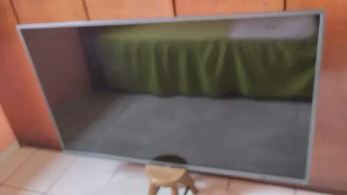 TELEVISÃO PHILCO SMART 55 POLEGADAS ( FAVOR LER O ANÚNCIO )