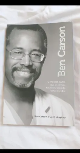 Mãos Talentosas - Ben Carson | Livro usado