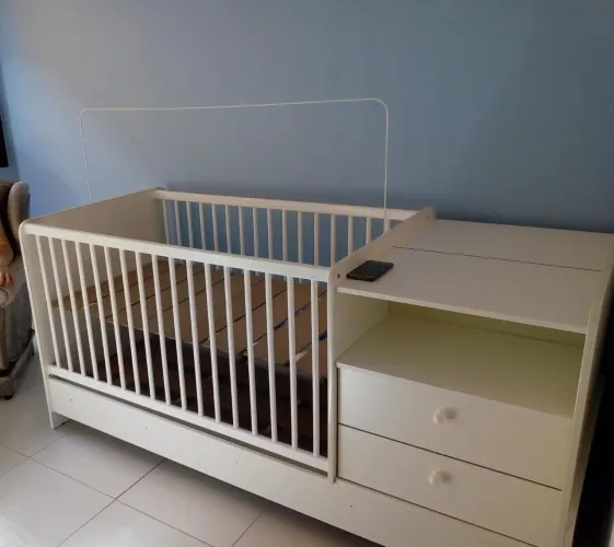 Berço + cama + cômoda