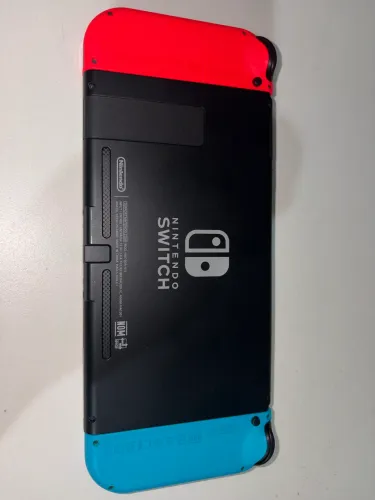 Nintendo Switch Semi - Novo