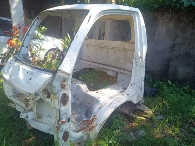 cabina kia bongo 2011 avaria
