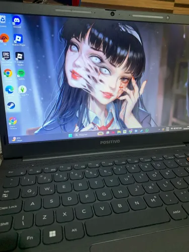 Notebook Positivo Vision C14 8GB 256GB SSD - Semi novo, super conservado