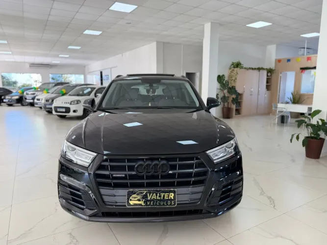 Audi Q5 S-line Black 2.0 TFSI Quat. S-tronic 2019