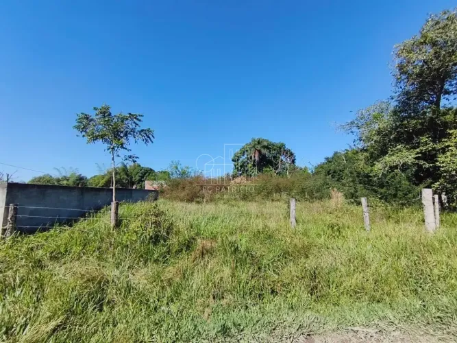 OPORTUNIDADE EM GUAPIMIRIM: TERRENO DE 1.344 m² POR APENAS R$ 60 MIL!