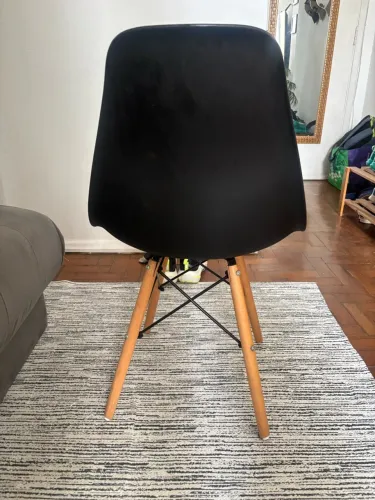 Conjunto 4 Cadeira preta eames