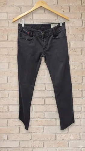 Calça Diesel feminina preta original tamanho 36