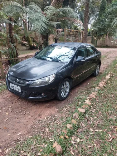 JAC J5 Sedan 1.5 16V 4P Mec. 2013