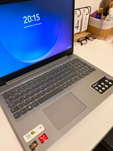 Notebook Lenovo IdeaPad S145 Ryzen 5 - Ótimo estado