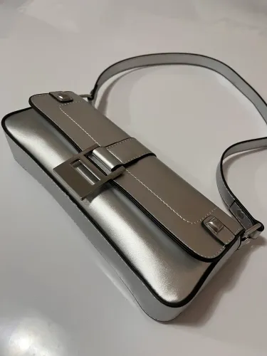 Bolsa pequena prata