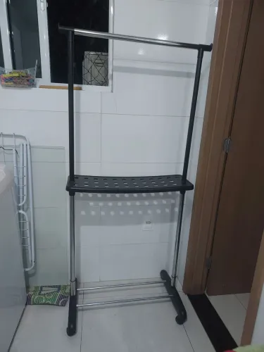 Vendo roupeiro portátil