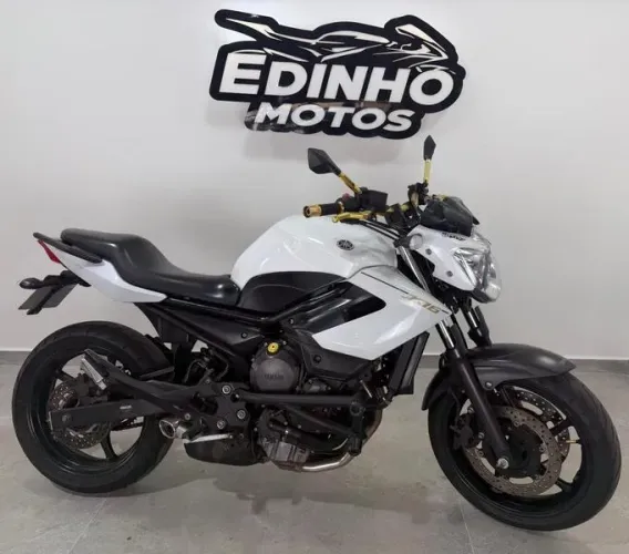 YAMAHA XJ6 N 2014