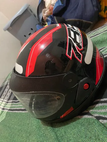 Capacete Bom
