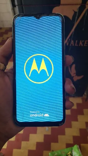 Celular muito bom só tem q trocar a tela 