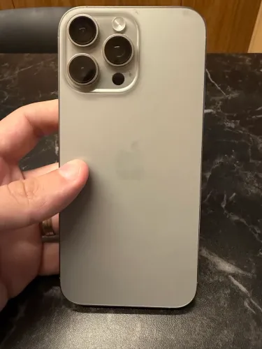 iPhone Pro Max 256 Titanium Caixa + Cabo