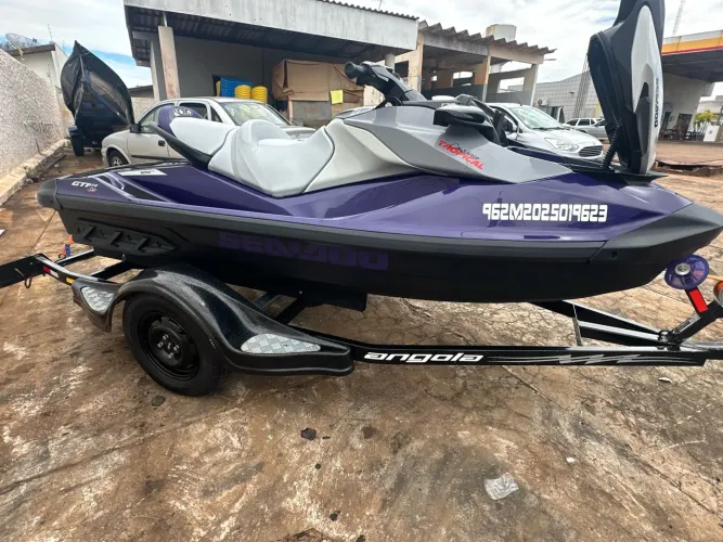 Vendo jet ski 2025 seaadoo gtise 170
