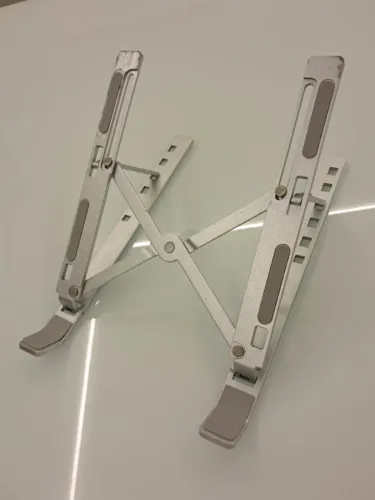 Suporte Para Notebook Dobrável E Articulado Em Alumínio Ergonômico Com Bag