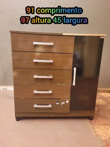 Linda cômoda