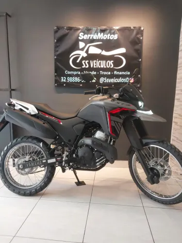 SERRÊ E LÉO MOTOS LANDER CONNECTED 26 PRONTA ENTREGA.