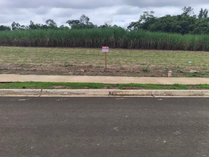 Terreno 8x22 em Saltinho SP