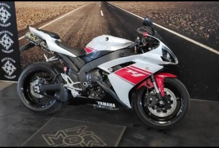 R1 2008