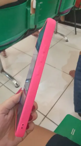 Vendo celular xiomi c30 tudo funcionando acompanha carregador e capinha