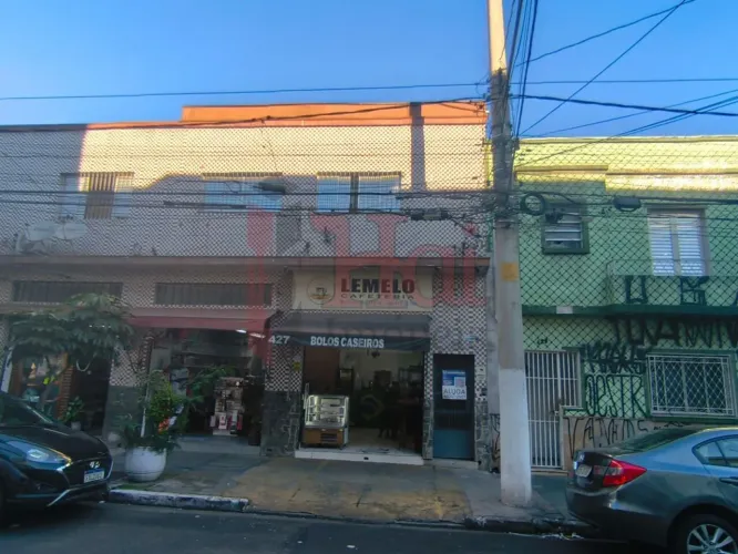 apartamento reformado proximo a marginal. comercio em geral