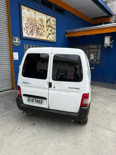 Peugeot Partner Furgão 1.6 16v/ 1.6 16V Flex 3P 2016