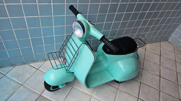 Mini Moto Elétrica infantil, Lambreta da marca Bandeirante
