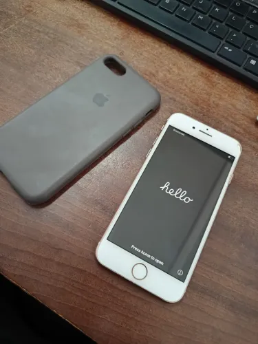 iPhone 8 64GB