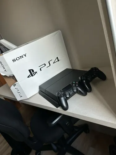 PS4 FAT