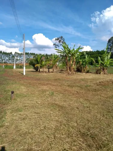 Chácara em condomínio estrada velha de Itapira