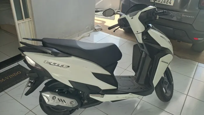 Moto Honda Elite