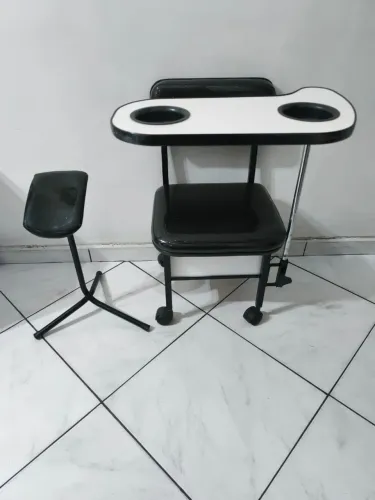 KIT CADEIRA DE MANICURE E PEDICURE  COM APOIO ESTOFADO E CONFORTÁVEL E REGULÁVEL 