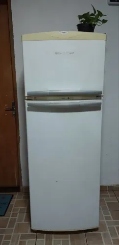 Geladeira Brastemp frost free