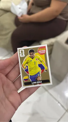 FIGURINHA LEGEND LUIS DIAZ OURO 2026
