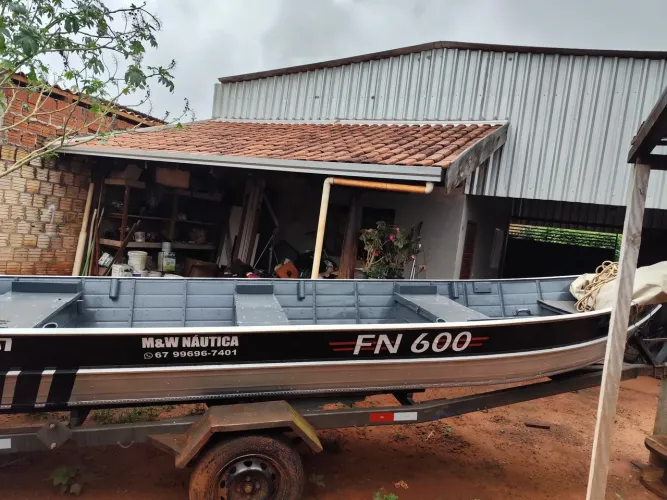 Barco e carreta 